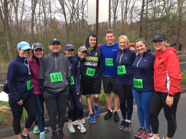 Members of Connecticut Wealth Management posing for a photo at the 2019 Simsbury River Run